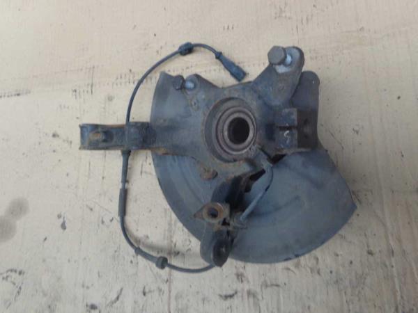 MOYEU AVANT GAUCHE RENAULT KANGOO 1.5DCI 2010 DIAMETRE TETE DE CARDAN +OU-28MM - Vue 2